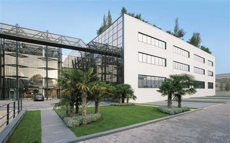 dolce gabbana legnano produzione|dolce & gabbana headquarters.